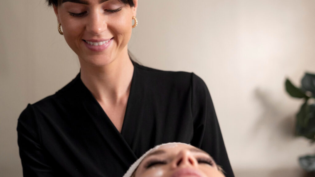 Ouvrir une franchise de soins esthétiques pour femme : allier passion et réussite !